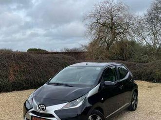 1.0i vvt-i x-clusiv clim camera led garantie 1 an