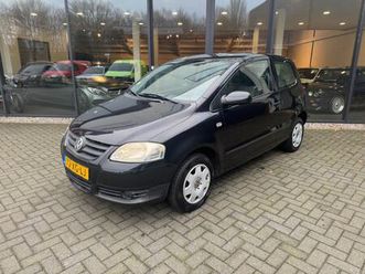VOLKSWAGEN FOX volkswagen-fox-1-4-trendline-stuurbekrachting-3e-eig-recent-grote-beurt-gehad