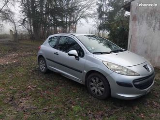 peugeot 207 commercial