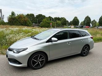 toyota auris touring sports team d 1.2 turbo