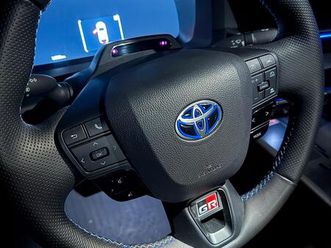 toyota chr 1800 lounge