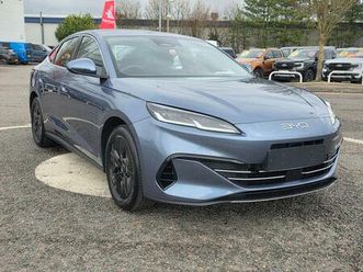 1.5 dm-i 10kwh boost cvt auto euro 6 (start/stop) 4dr