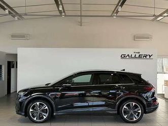 audi q4 50 e-tron quattro 220kw*kamera*spur*totwinke...