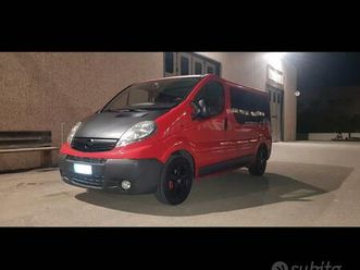 opel vivaro 2.5 cdti 9 posti gancio traino
