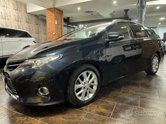 toyota auris touring sports 1.4 d-4d lounge