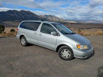 2002 toyota sienna le