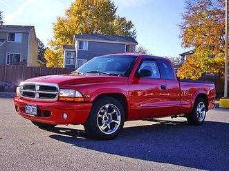 2000 dodge dakota sport rwd 4.7l auto