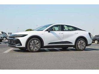 toyota crown toyota crown hybrid 2.5l fwd sedan 2026