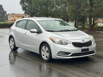 2016 kia forte5 clean title