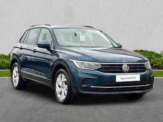 volkswagen tiguan - 1.5 tsi life 5dr