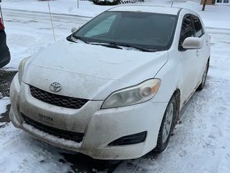 toyota matrix xr 2010