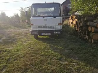 vand sau schimb nissan eco t 100