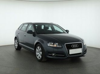 audi a3 ii (8p) , klimatronic, tempomat, parktronic, podgrzewane siedzienia,