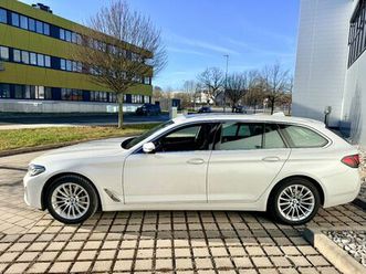 bmw 530i xdrive touring luxury/leder/navi/ahk/laser