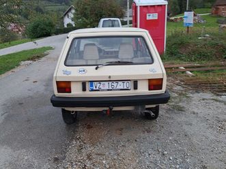 prodajem yugo zastavu 45a