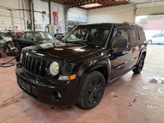 ② jeep patriot diesel 4x4 lichte vracht! airco trekhaak! — camionnettes & utilitaires — 2ememain