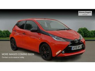 toyota aygo x-cite hatchback's 1.0 vvt-i x-cite x-shift euro 5 5dr euro 5