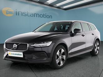 volvo v60 cross country b4 awd plus 145 kw