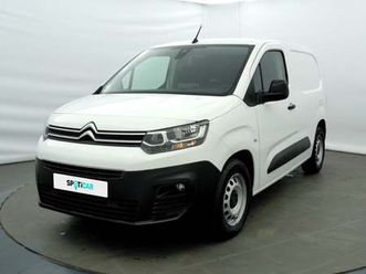 m 800kg 100 kw batterie 50 kwh driver