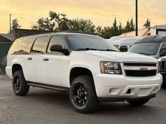2012 chevrolet suburban 2500 4x4 - 6.0l v8 / carfax certified 1-owner