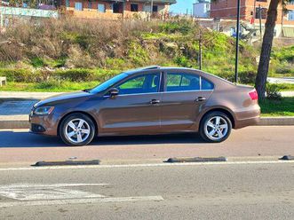 okazion 2011 vw jetta 2.0 tdi automat!!