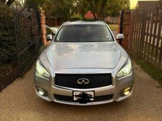 rebuilt title infinit q70. call no text