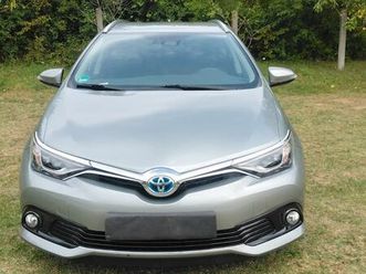 toyota auris touring sports touring sports hybrid 1,8..
