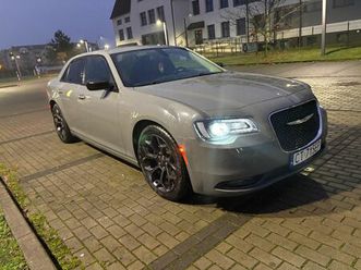 chrysler 300s bezwypadkowy, efektowny, mozliwa zamian lubicz górny • olx.pl