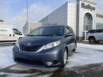 2015 toyota sienna le! 7 passenger! heated seats! climate contro