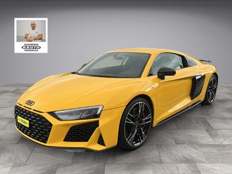 r8 coupé performance s-tronic