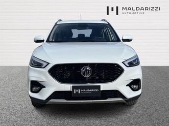 benzina mg ice 1.5l mt lux dover white dark interior