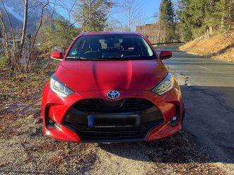 toyota yaris 1.5-l-vvt-i hybrid 116 cvt team deutsc...