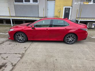 toyota camry 2.5 hybrid executive e-cvt 130kw177hp a1 za 18 990 €