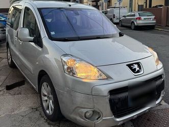 peugeot partner tepee 1.6 hdi 90cv 5 places roule bien 3490
