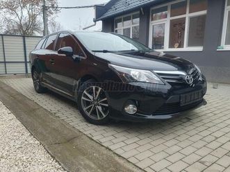 toyota avensis wagon 1.8 platinum ülésfütés!navi!tolatókamera!