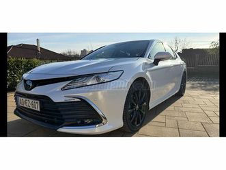 toyota camry 2.5 hybrid executive vip cvt facelift.mo-i.vezetett sz.jblsound.360kamera.19col.fix ár!