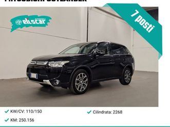 outlander 3ª serie outlander 2.2 di-d 4wd instyle 7p.