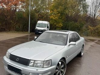 lexus ls400