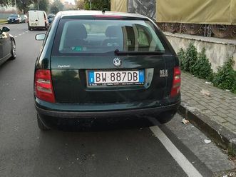 auto skoda fabia