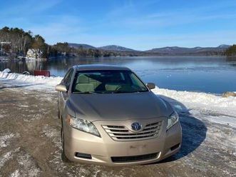 2009 toyota camry 146k well maintained