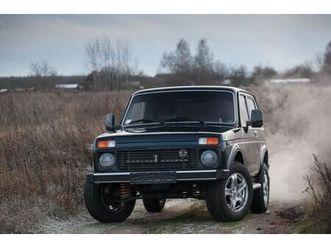 lada niva (vaz-21214)