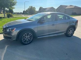 2016 volvo s60 cross country t5 platinum for sale. - $14300 (omaha)
