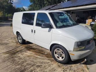 2005 gmc safari van