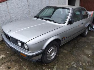 bmw e30 320i
