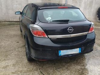 opel astra h gtc 1.6 116 cv sport
