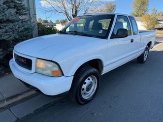 1998 gmc sonoma sls one owner extra cab 4x4 only 71k low miles