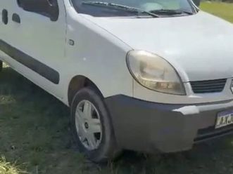 kangoo 2014 ar gelado 25 mil tá 30 a tabela