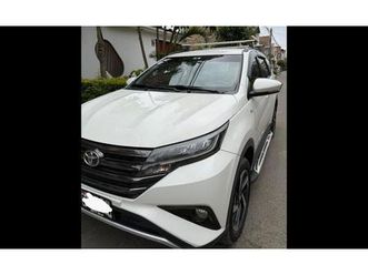 toyota rush 2022 camioneta impecable en lima