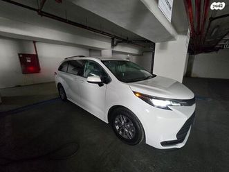 4x2 le היברידי אוט׳ מיניוואן / mpv 8 מק 4 דל 2.5 (189 כ״ס)