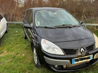 renault grand scenic ii 2.0 dci 150ch expression 5 places